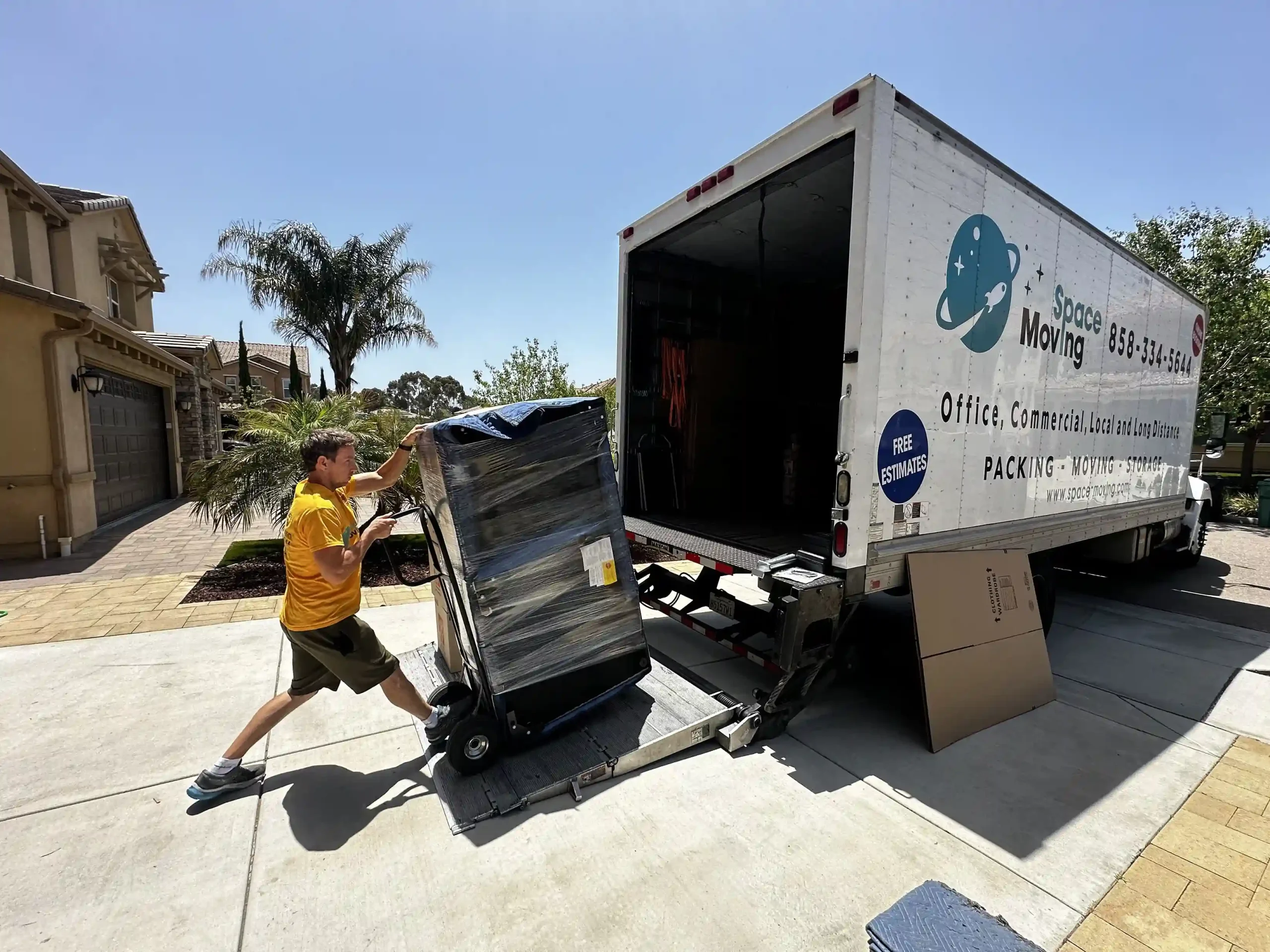 How Much Does It Cost to Hire Movers in San Diego, CA?