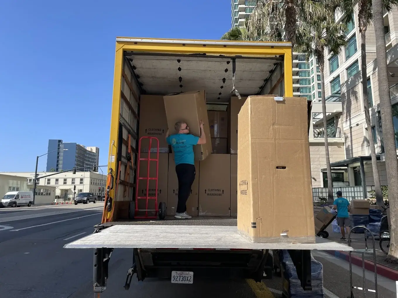 Apartment Moving in San Diego: How Local Movers Can Help