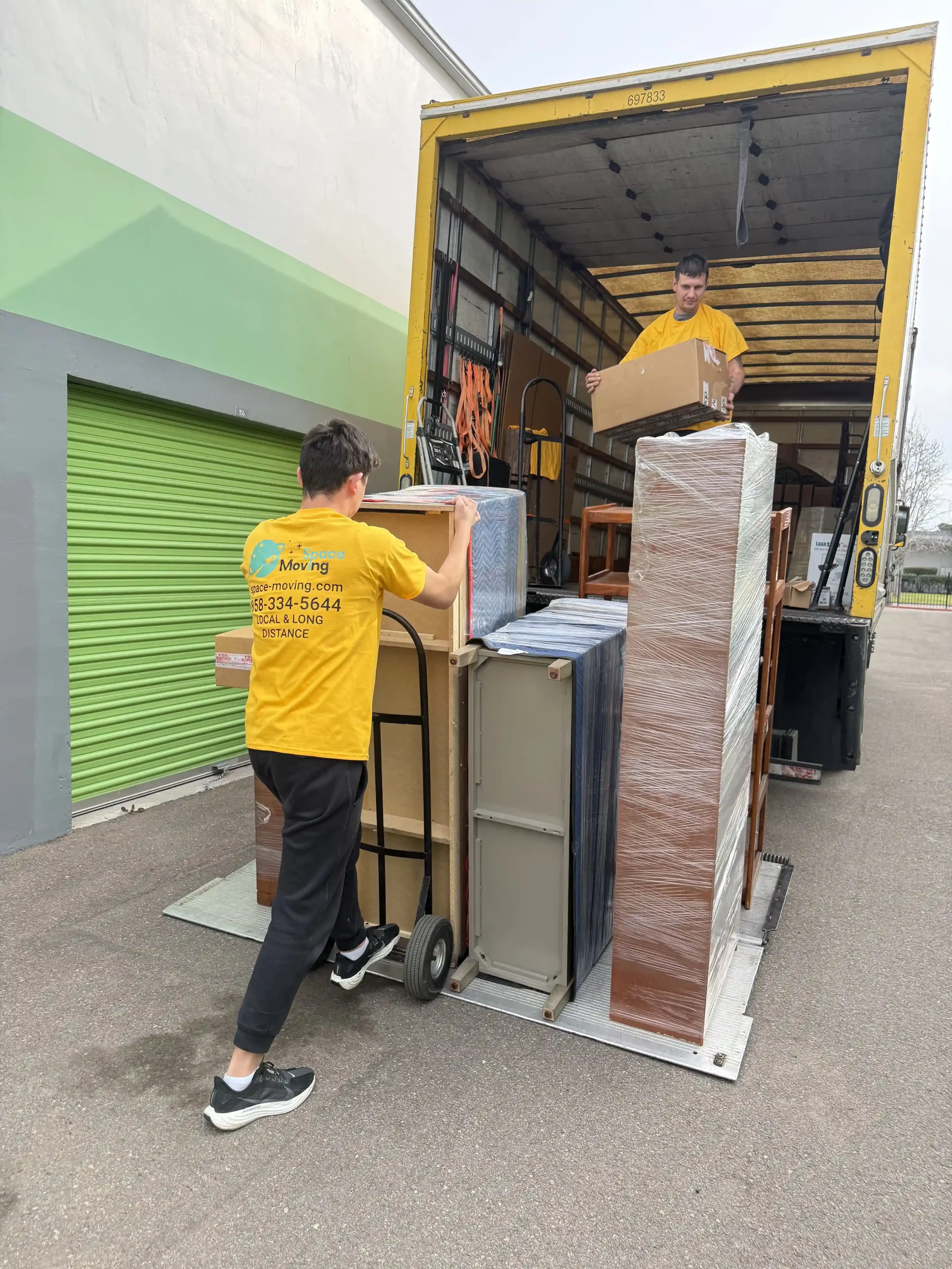 Top Benefits of Hiring Professional Movers in San Diego